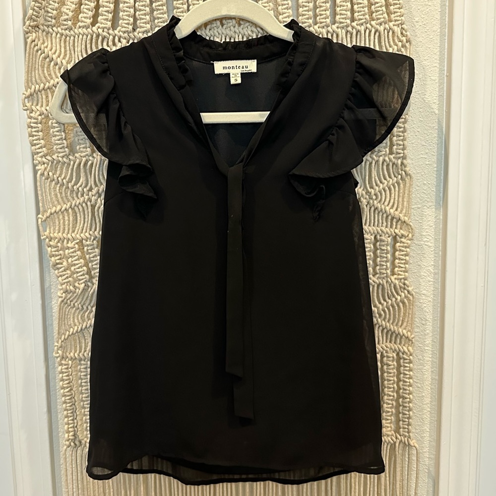 Black blouse